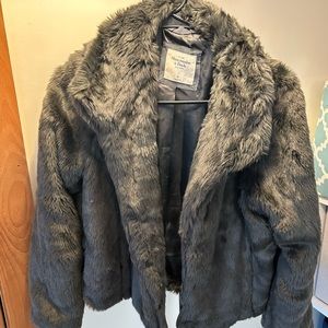 Abercrombie & Fitch faux fur jacket MEDIUM